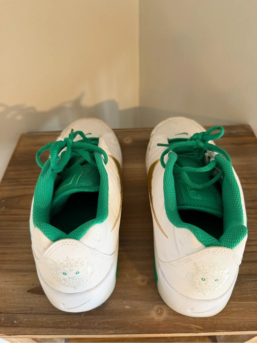 Nike LeBron sneakers White, Green & Gold, Low-Top, big kids size 7Y